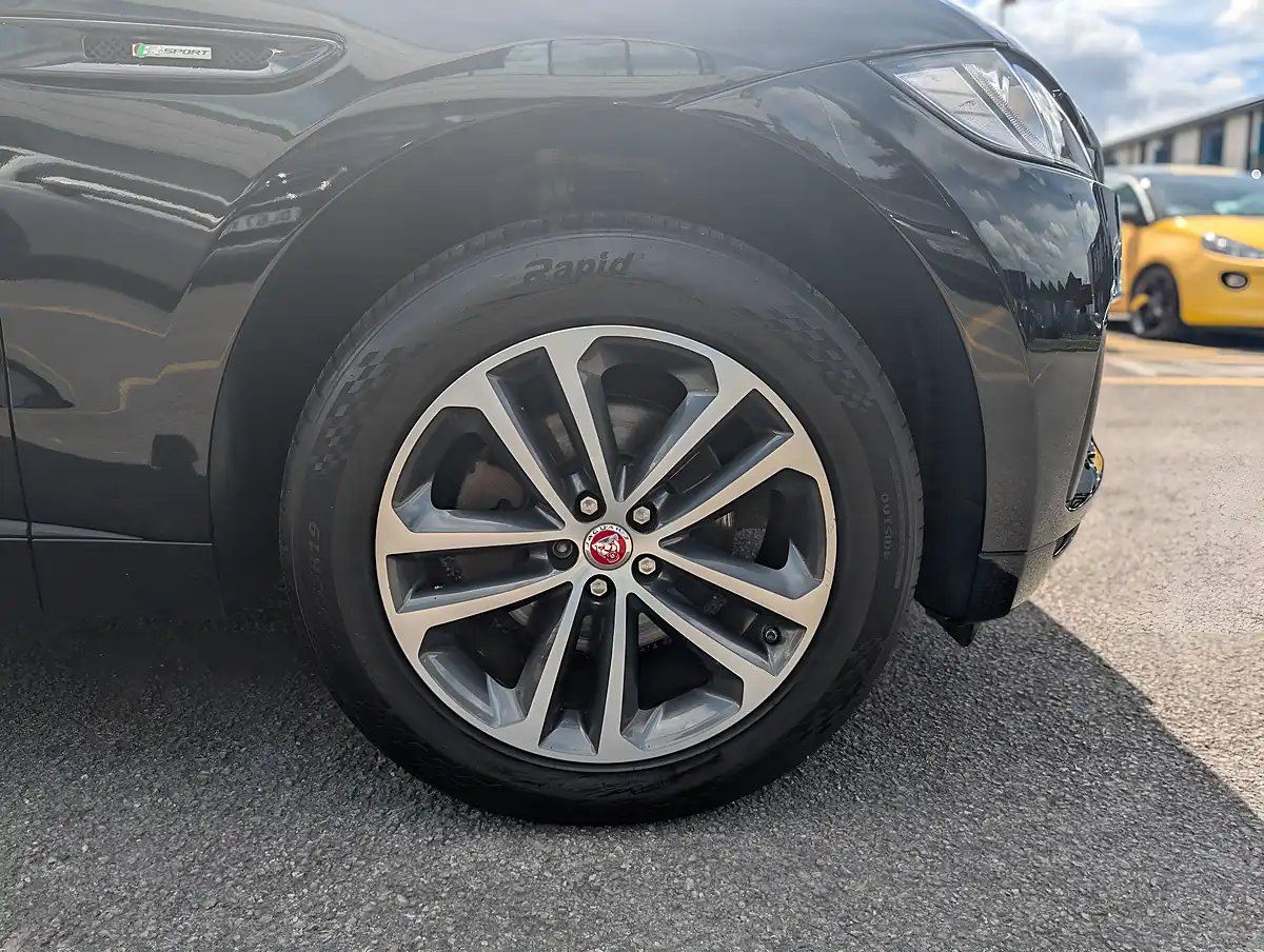Used 2018 Jaguar F-Pace R-Sport - Interior and Exterior details 12