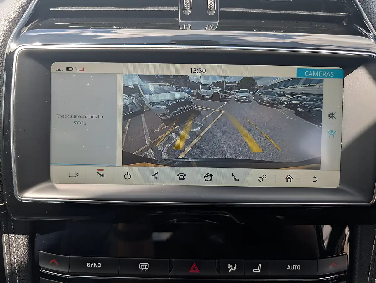 Used 2018 Jaguar F-Pace R-Sport - Interior and Exterior details 17