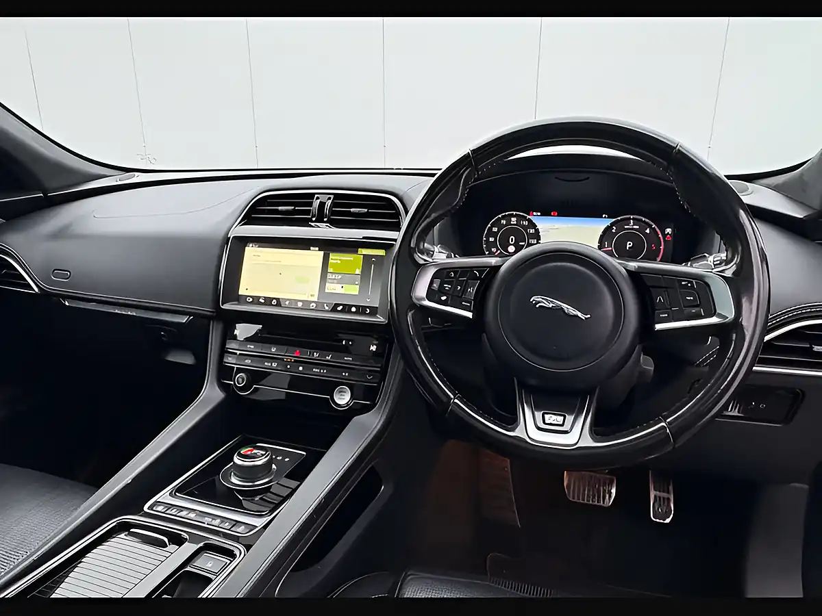 Used 2018 Jaguar F-Pace R-Sport Loire Blue - Interior and Exterior details 17