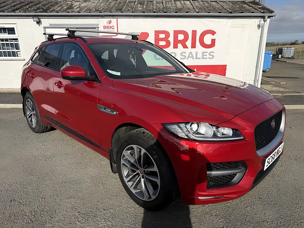 Used 2018 Jaguar F-Pace R-Sport Red - Front View