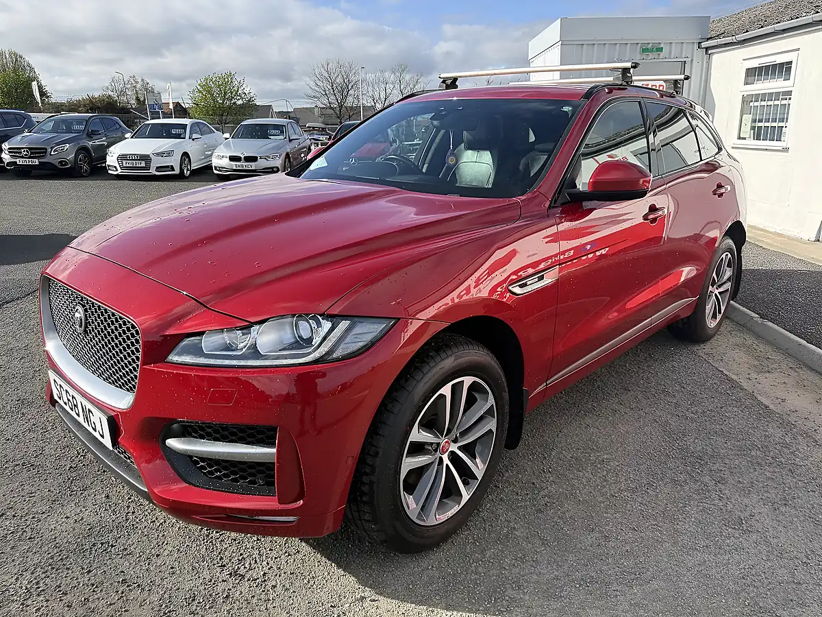 Used 2018 Jaguar F-Pace R-Sport Red - Interior and Exterior details 3