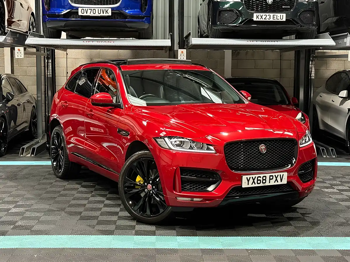 Used 2018 Jaguar F-Pace R-Sport Red - Front View