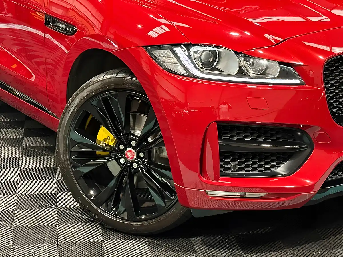 Used 2018 Jaguar F-Pace R-Sport Red - Interior and Exterior details 10