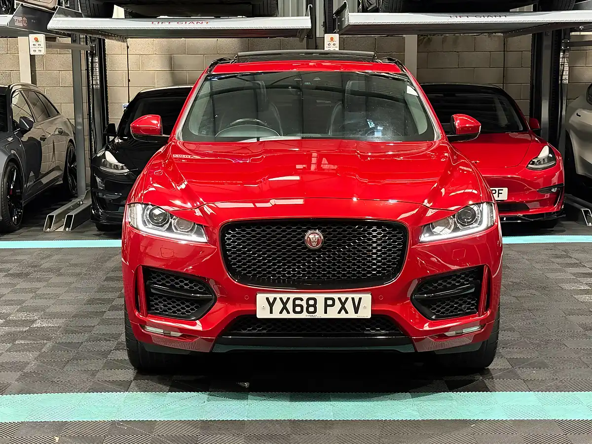 Used 2018 Jaguar F-Pace R-Sport Red - Interior and Exterior details 4