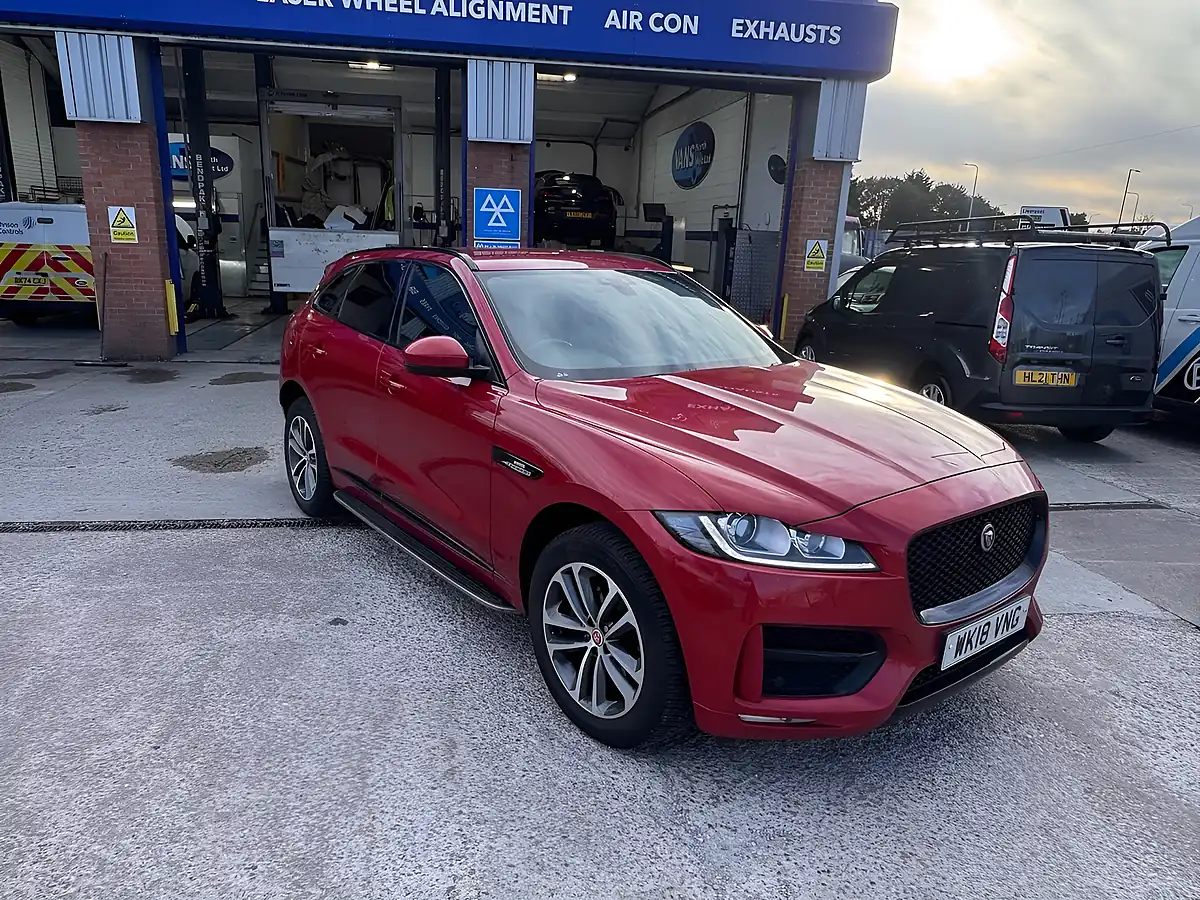 Used 2018 Jaguar F-Pace R-Sport Red - Interior and Exterior details 10
