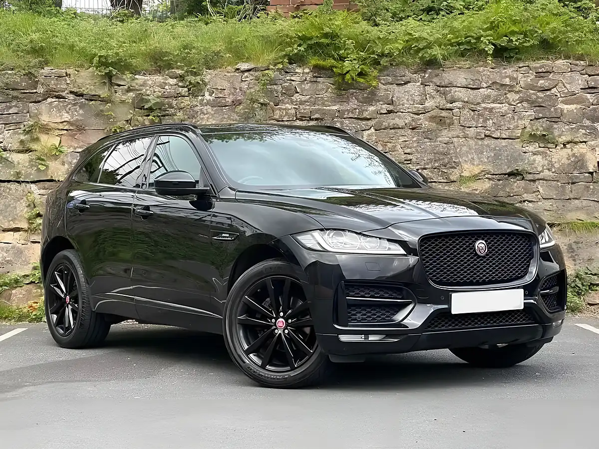 Used 2018 Jaguar F-Pace R-Sport Santorini Black - Front View