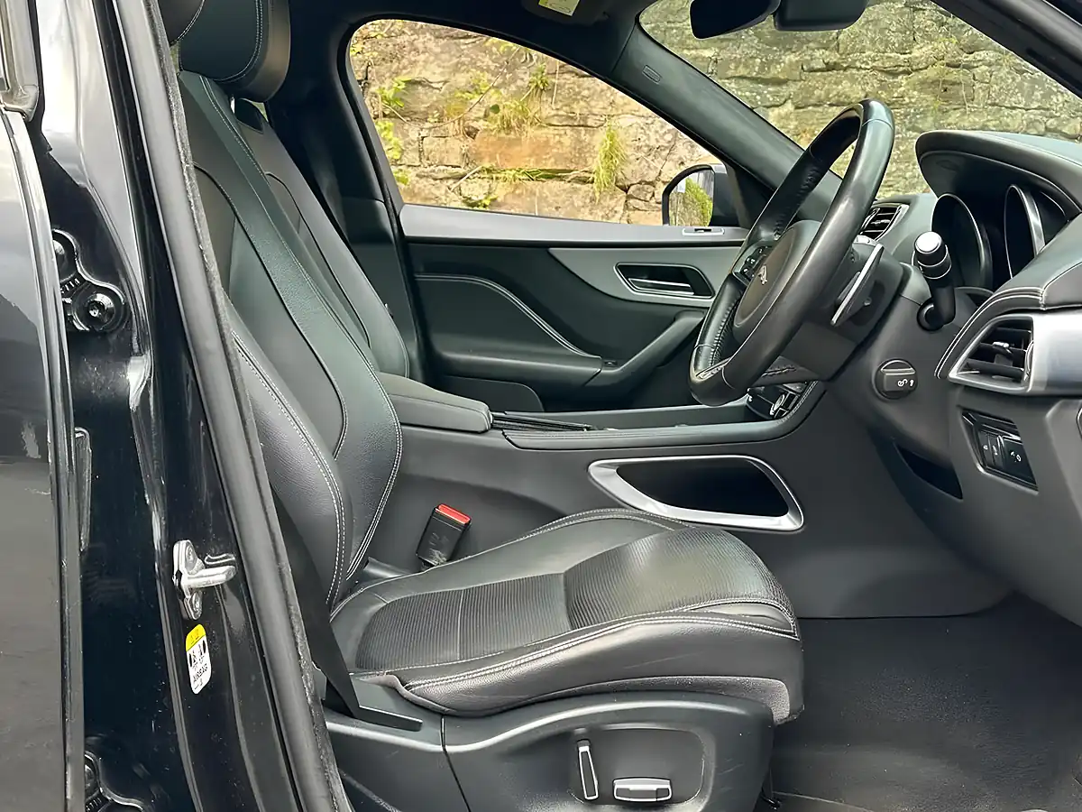 Used 2018 Jaguar F-Pace R-Sport Santorini Black - Interior and Exterior details 9