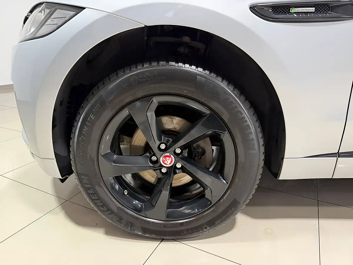 Used 2018 Jaguar F-Pace R-Sport Silver - Interior and Exterior details 6