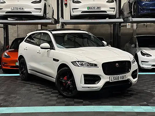 2018 Jaguar F-PACE R-Sport P250i