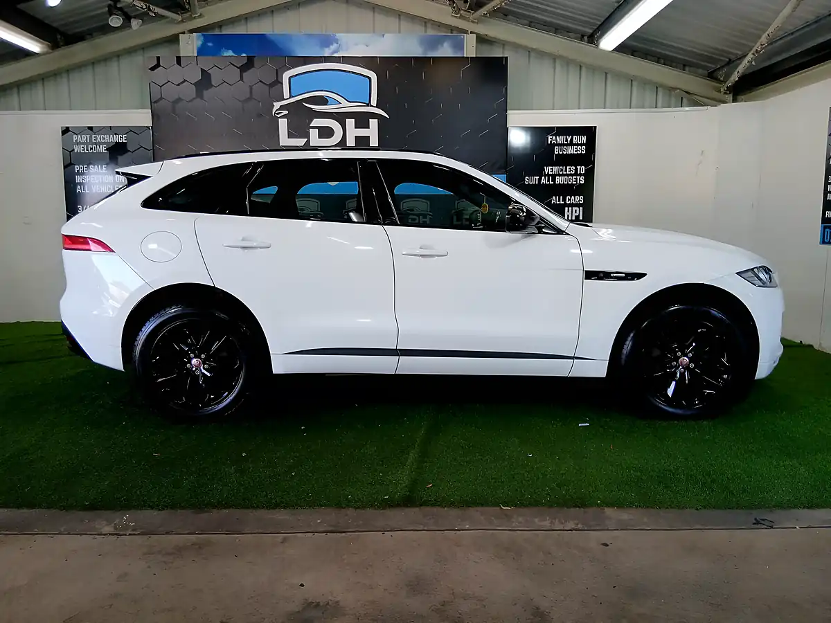 Used 2018 Jaguar F-Pace R-Sport White - Interior and Exterior details 2