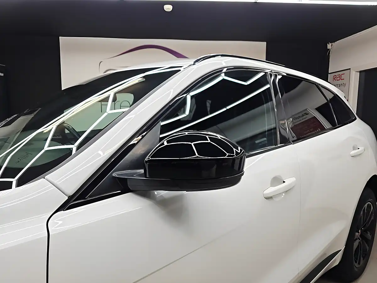 Used 2018 Jaguar F-Pace R-Sport White - Interior and Exterior details 16