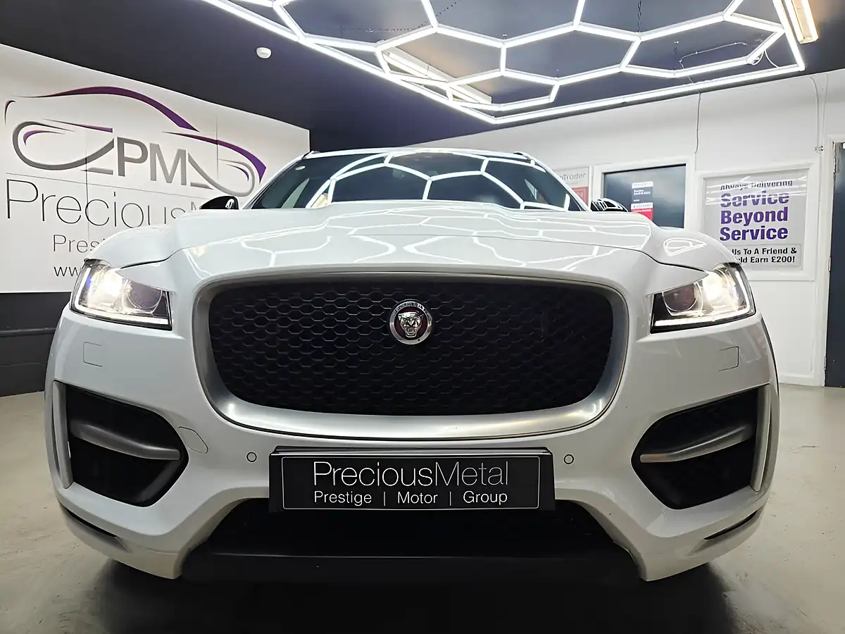 Used 2018 Jaguar F-Pace R-Sport White - Interior and Exterior details 18