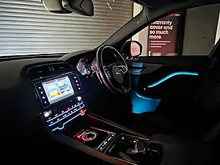 Used 2018 Jaguar F-Pace R-Sport White - Interior and Exterior details 9
