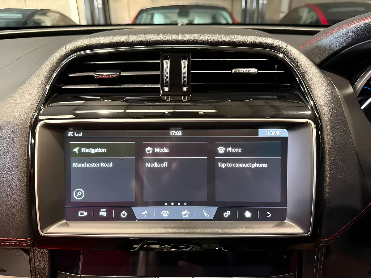 Used 2018 Jaguar F-Pace R-Sport White - Interior and Exterior details 18