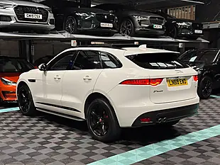 Used 2018 Jaguar F-Pace R-Sport White - Interior and Exterior details 7