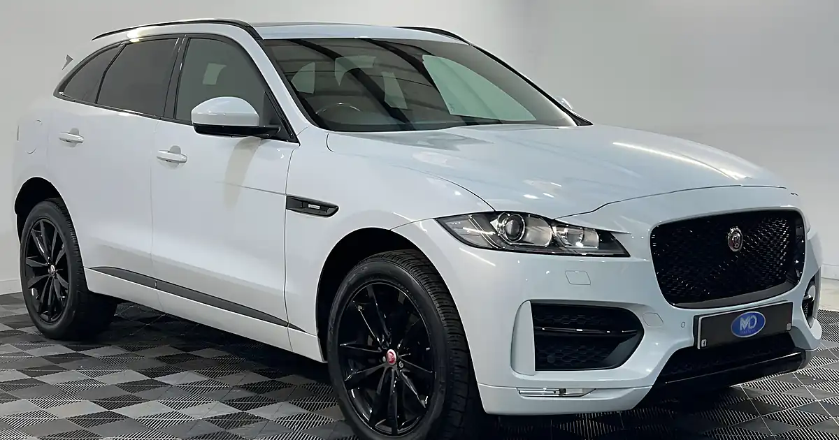 Used 2018 Jaguar F-Pace R-Sport Yulong White - Front View