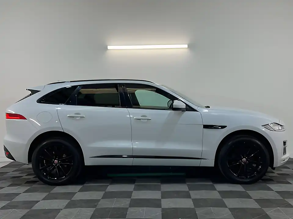 Used 2018 Jaguar F-Pace R-Sport Yulong White - Interior and Exterior details 2