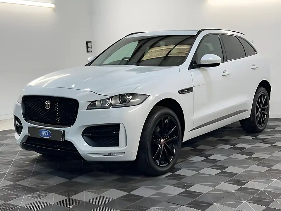 Used 2018 Jaguar F-Pace R-Sport Yulong White - Interior and Exterior details 9
