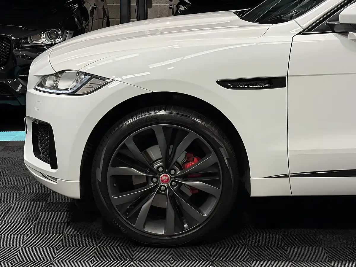 Used 2018 Jaguar F-Pace S White - Interior and Exterior details 10