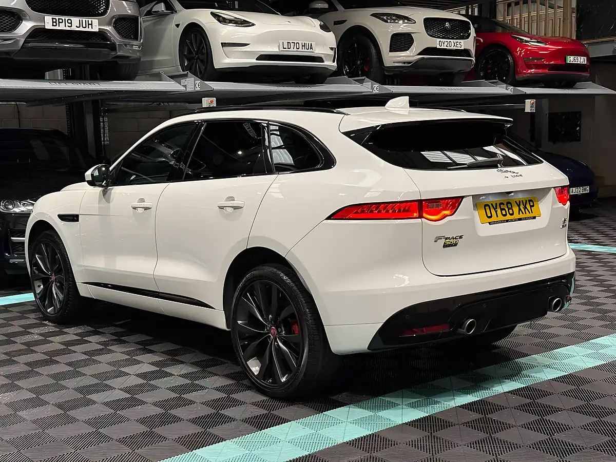 Used 2018 Jaguar F-Pace S White - Interior and Exterior details 7