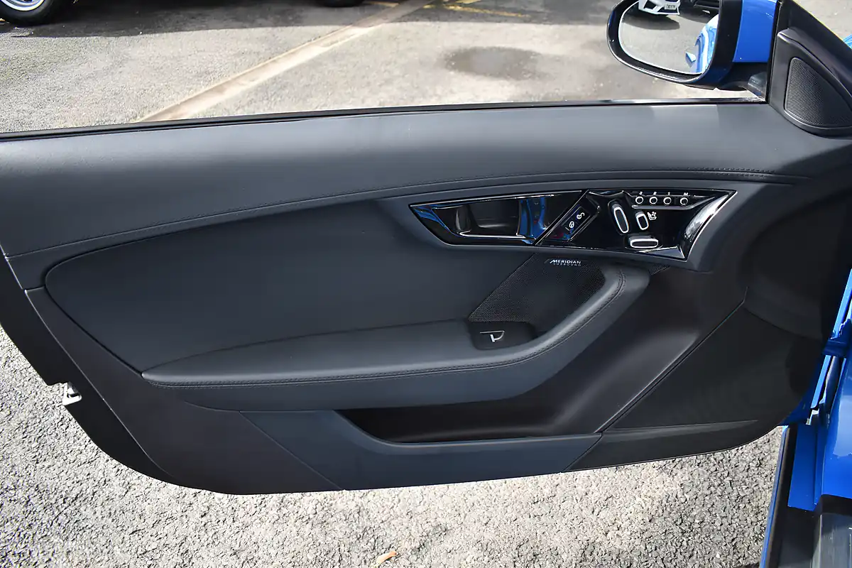Used 2018 Jaguar F-Type R-Dynamic Ultra Blue - Interior and Exterior details 13