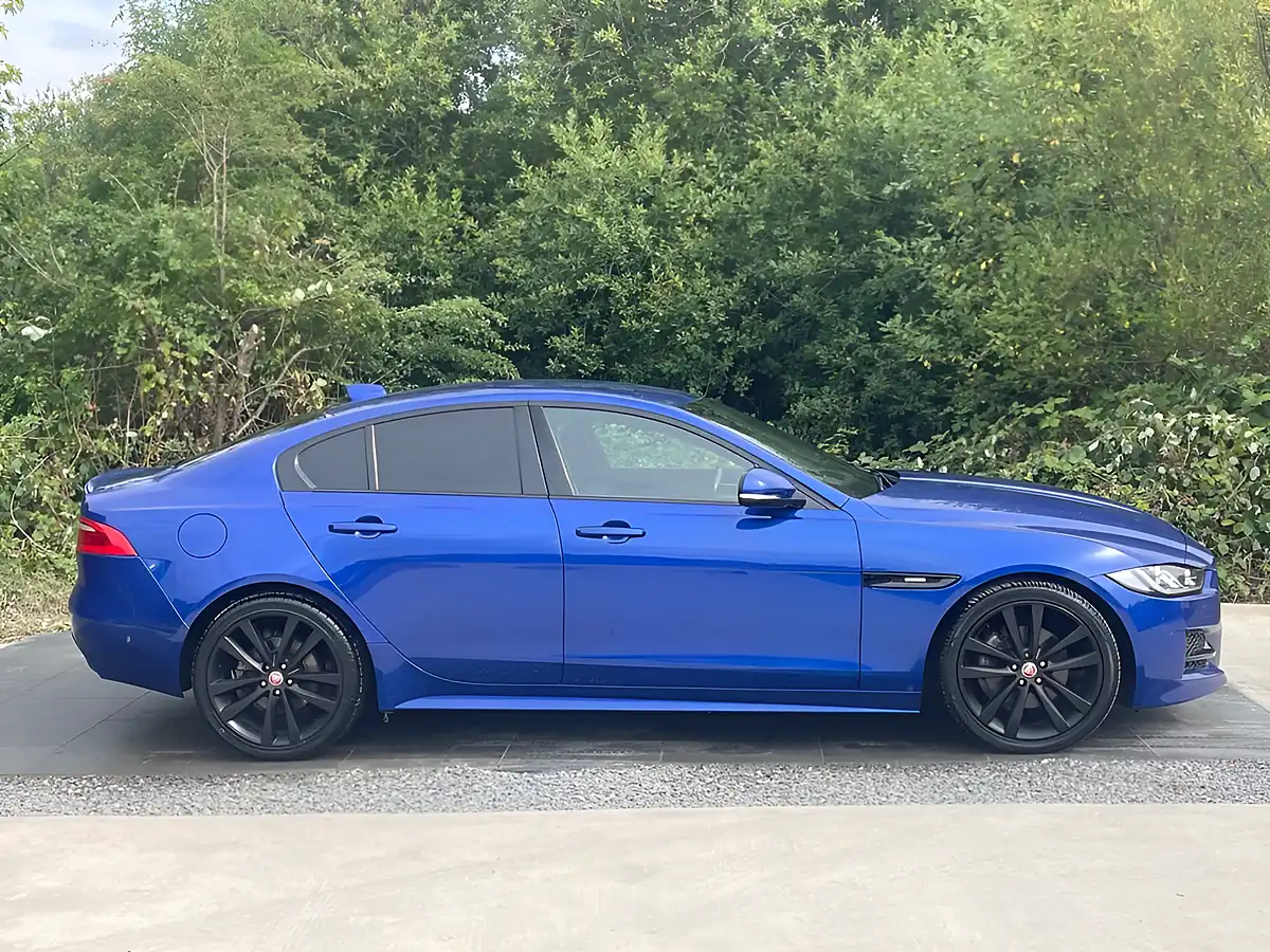 Used 2018 Jaguar Xe R-Sport Blue - Interior and Exterior details 3
