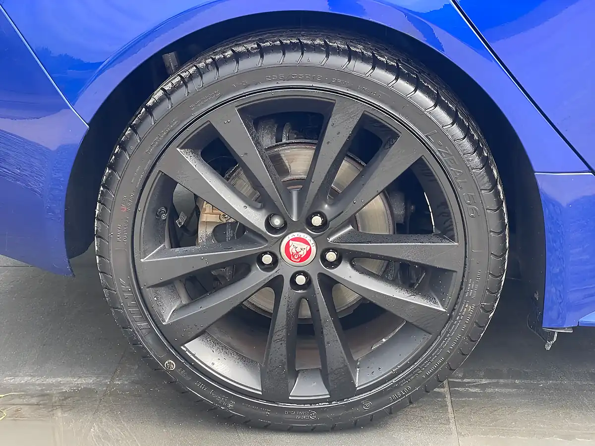 Used 2018 Jaguar Xe R-Sport Blue - Interior and Exterior details 4