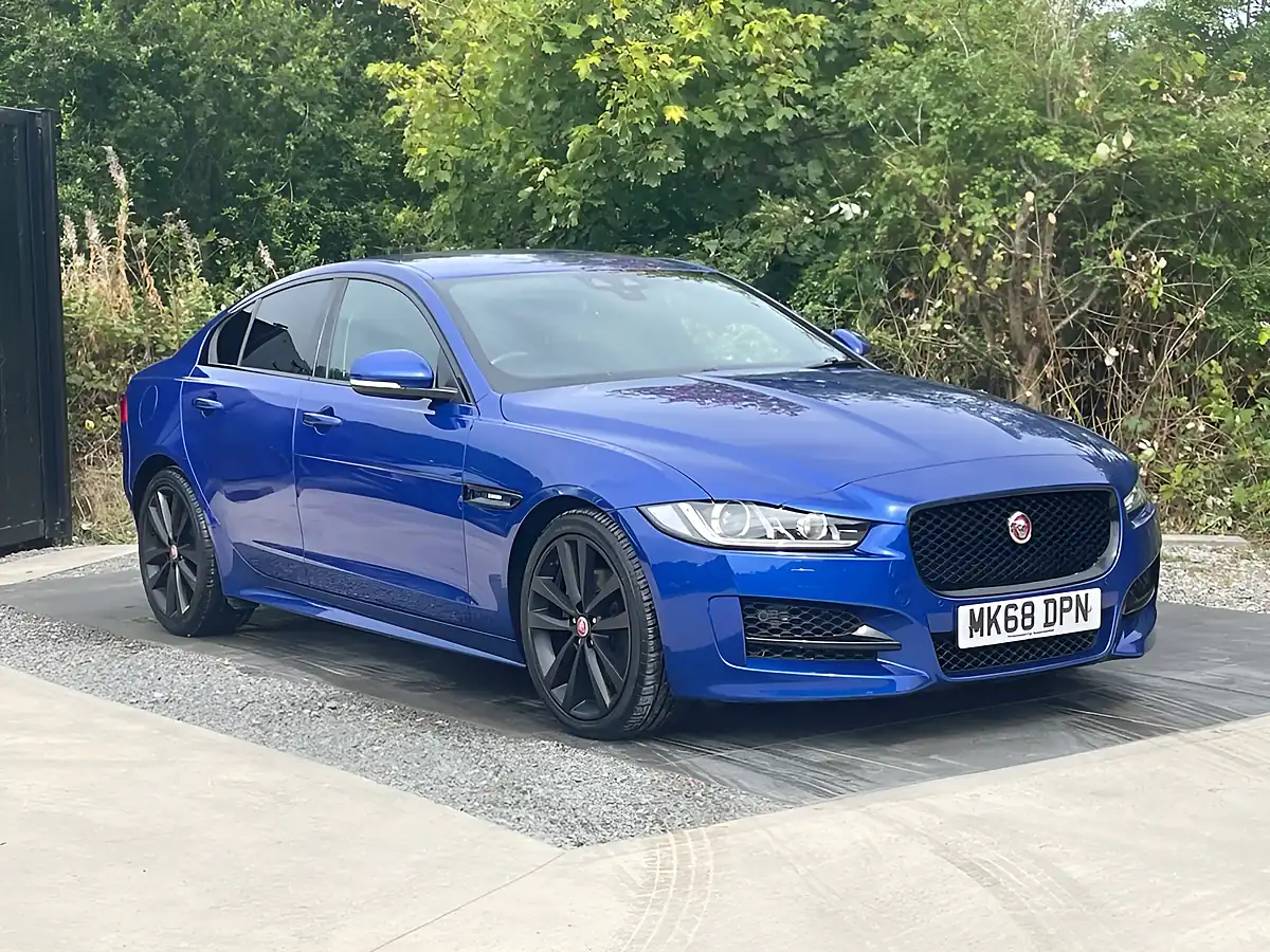 Used 2018 Jaguar Xe R-Sport Blue - Interior and Exterior details 6