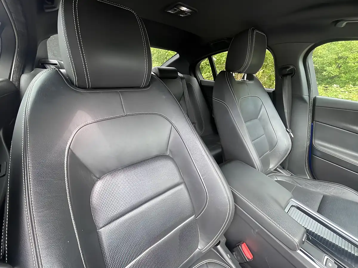 Used 2018 Jaguar Xe R-Sport Blue - Interior and Exterior details 9
