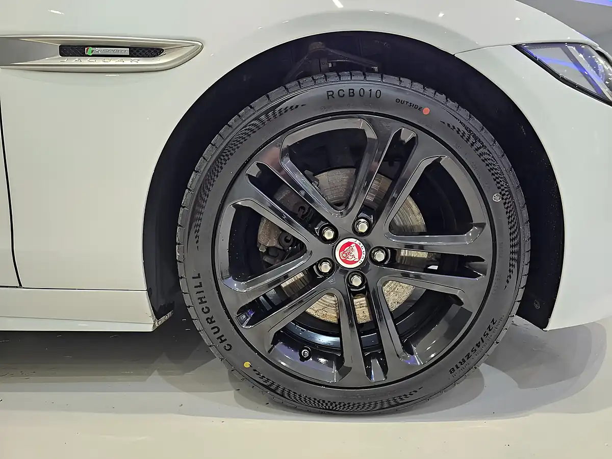Used 2018 Jaguar Xe R-Sport White - Interior and Exterior details 8