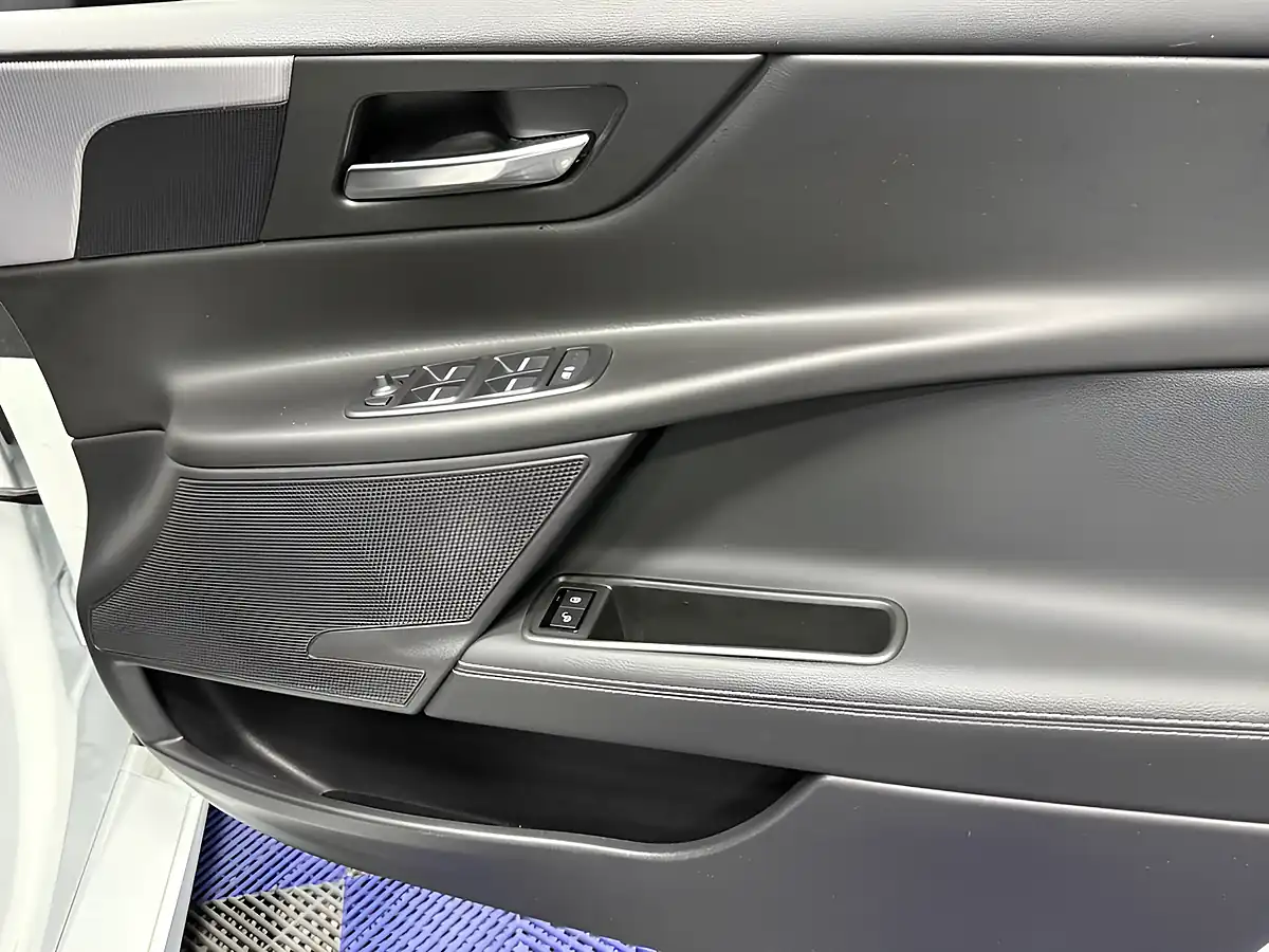 Used 2018 Jaguar Xe R-Sport White - Interior and Exterior details 16