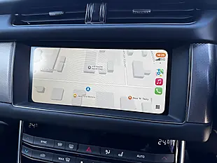 Used 2018 Jaguar Xf Portfolio Sportbrake Corris Grey Met - Interior and Exterior details 13