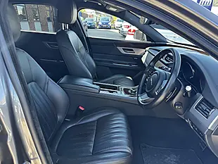 Used 2018 Jaguar Xf Portfolio Sportbrake Corris Grey Met - Interior and Exterior details 2