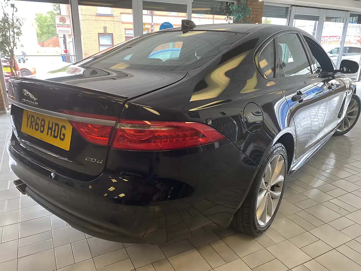 Used 2018 Jaguar Xf R-Sport Assured Black - Interior and Exterior details 4