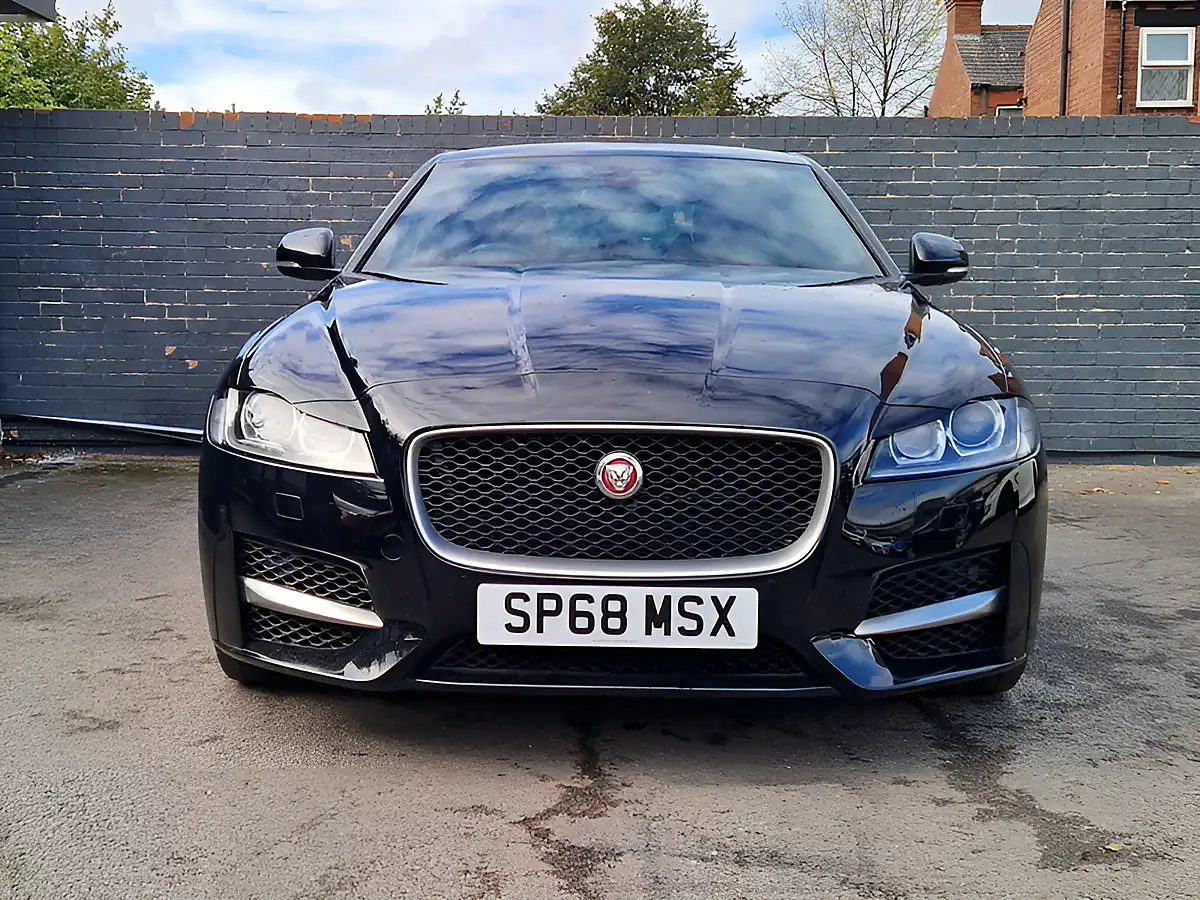 Used 2018 Jaguar Xf R-Sport Black - Interior and Exterior details 11