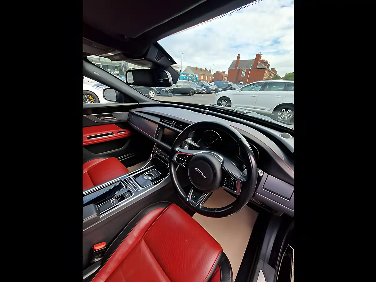 Used 2018 Jaguar Xf R-Sport Black - Interior and Exterior details 14