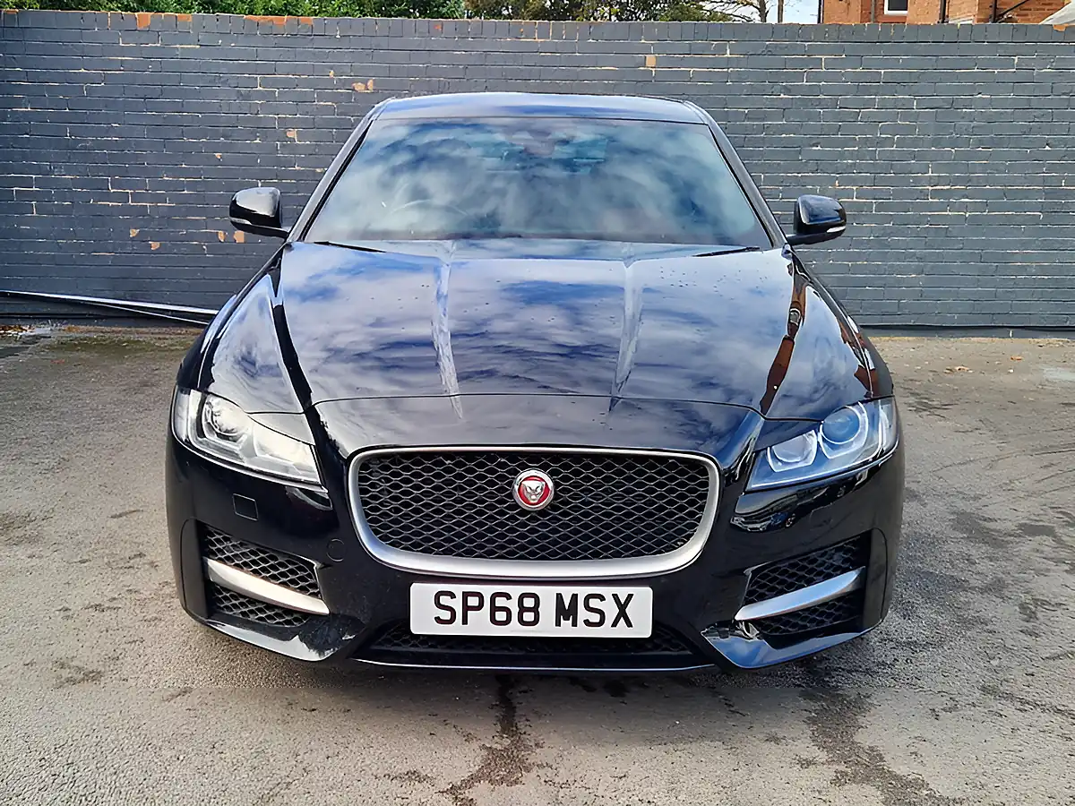 Used 2018 Jaguar Xf R-Sport Black - Interior and Exterior details 4