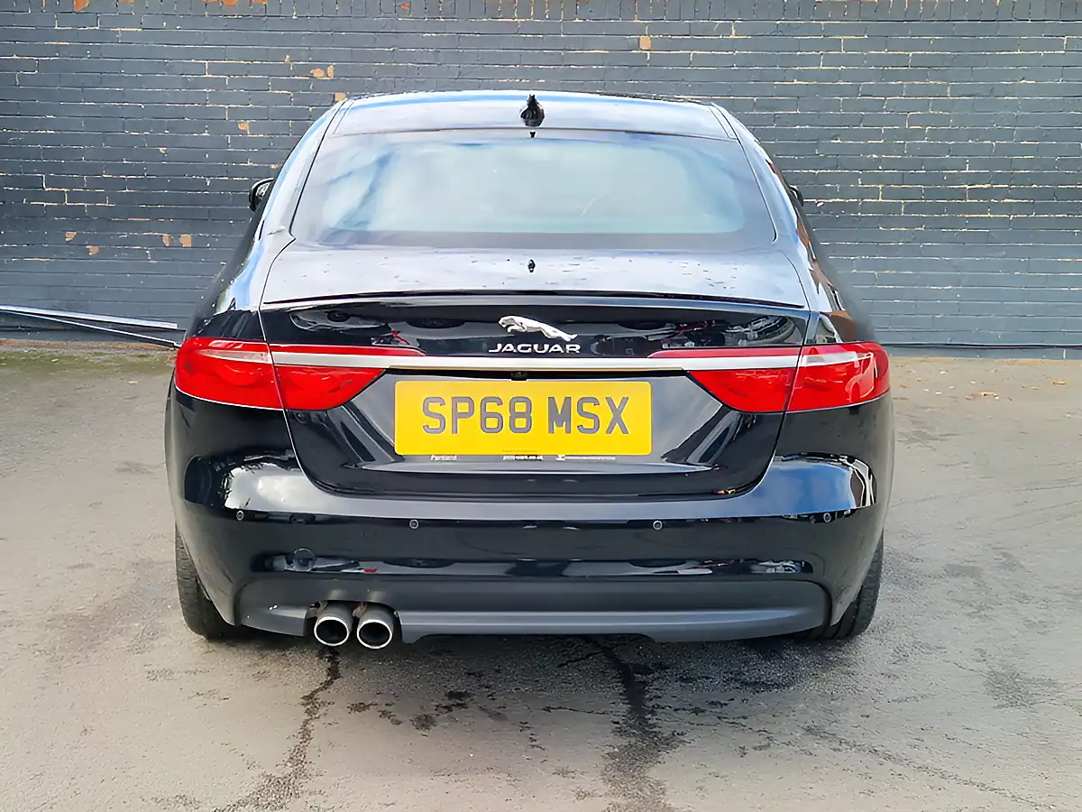 Used 2018 Jaguar Xf R-Sport Black - Interior and Exterior details 9
