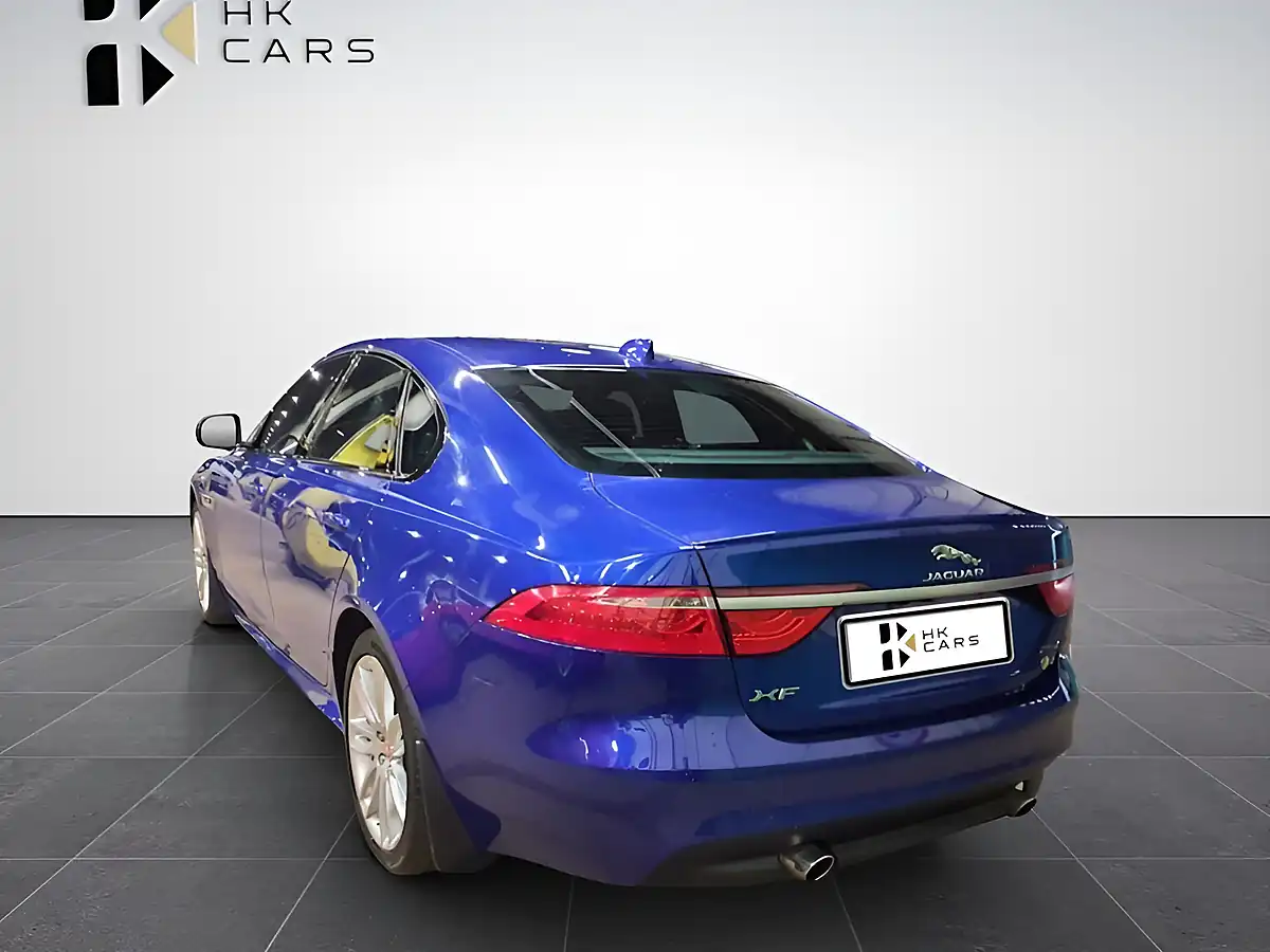 Used 2018 Jaguar Xf R-Sport Blue - Interior and Exterior details 8