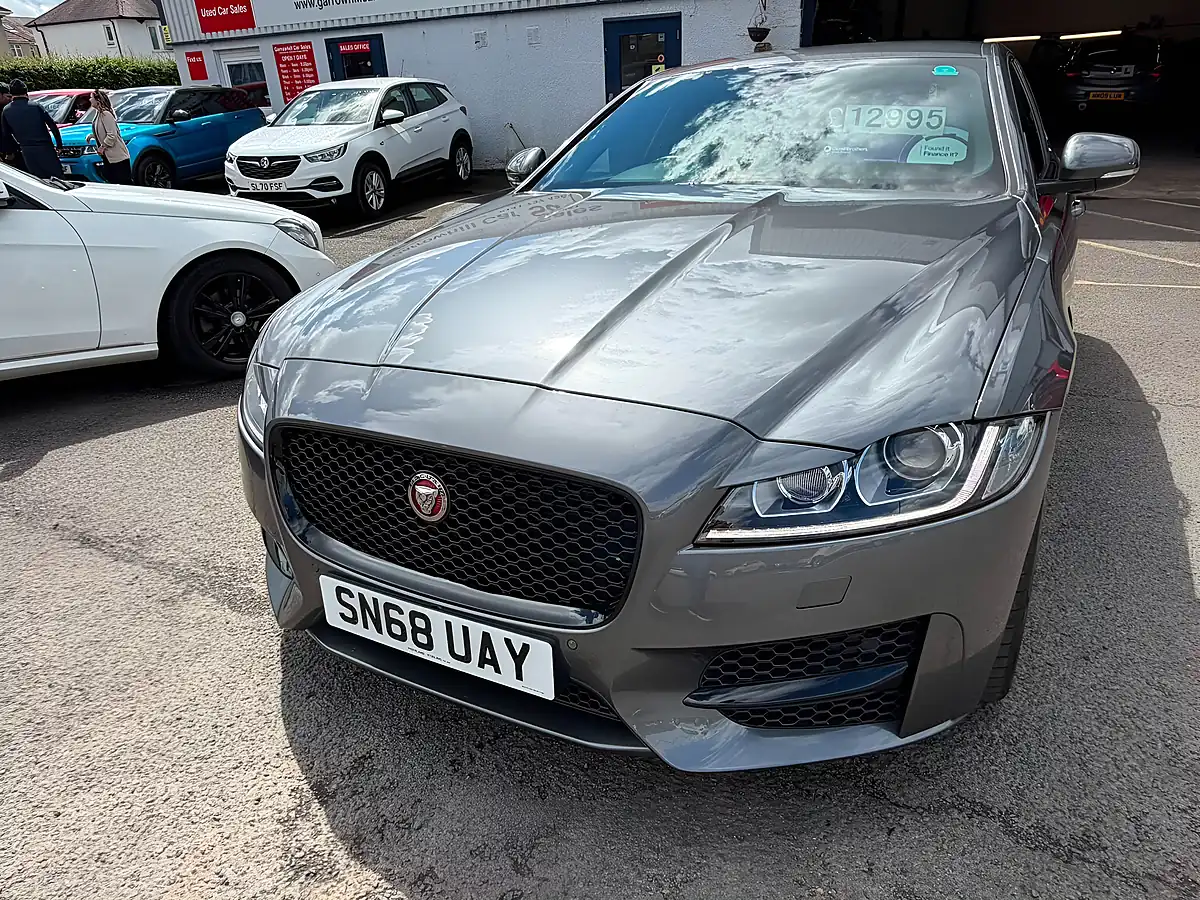 Used 2018 Jaguar Xf R-Sport Grey - Interior and Exterior details 4