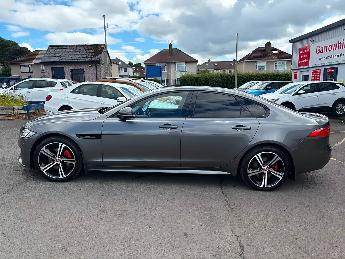 Used 2018 Jaguar Xf R-Sport Grey - Interior and Exterior details 6