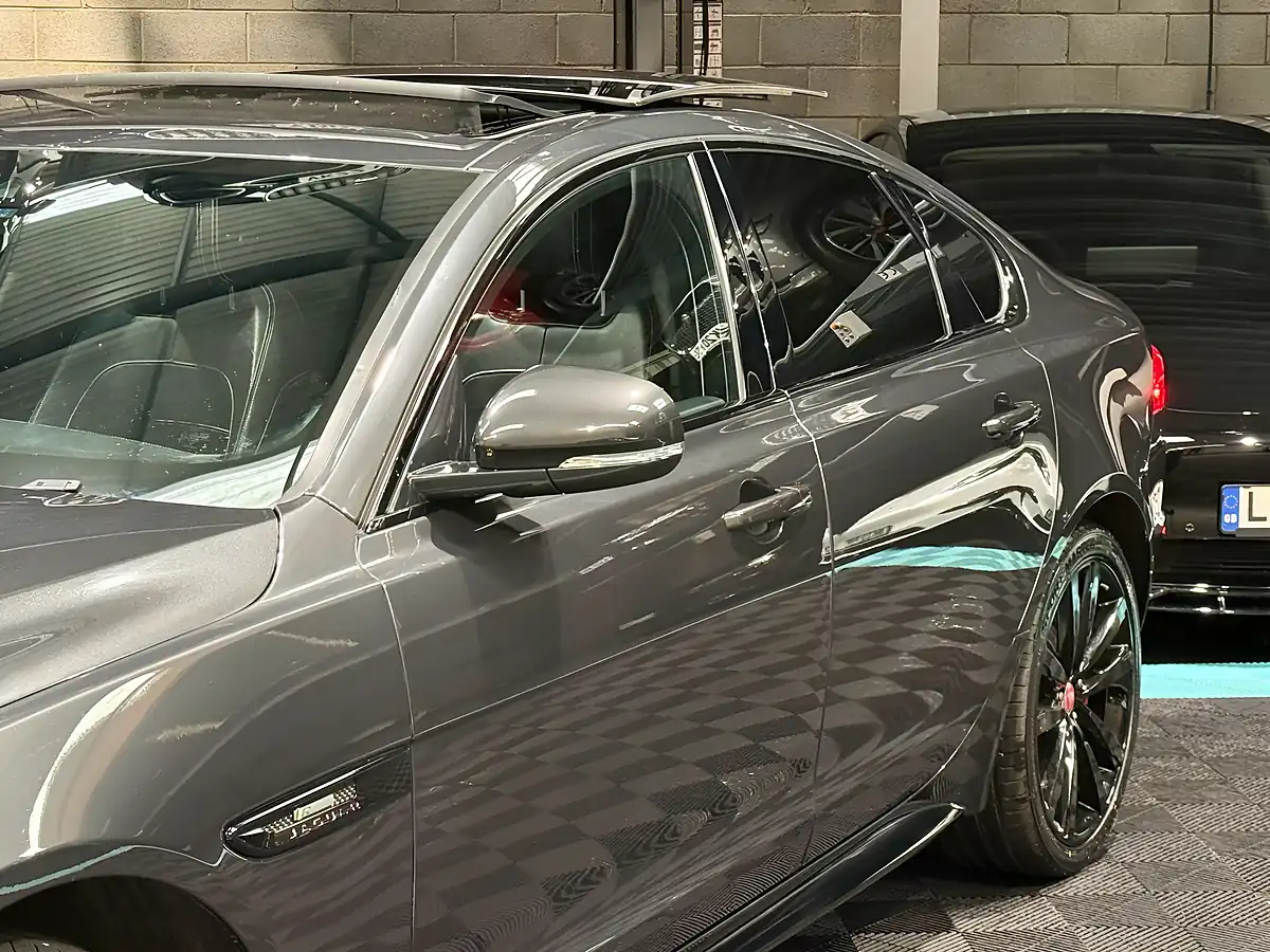 Used 2018 Jaguar Xf R-Sport Grey - Interior and Exterior details 10