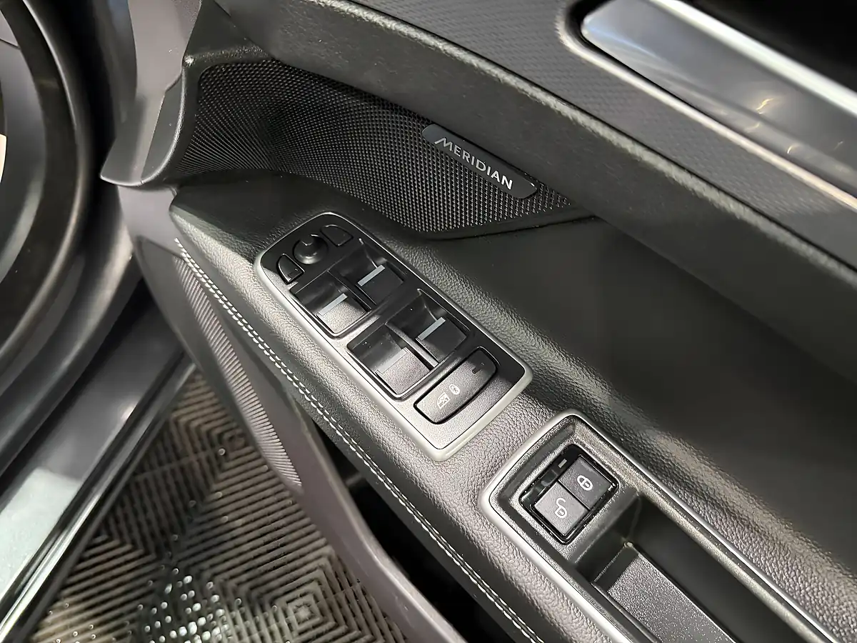 Used 2018 Jaguar Xf R-Sport Grey - Interior and Exterior details 16