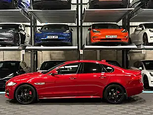 Used 2018 Jaguar Xf R-Sport Red - Interior and Exterior details 6