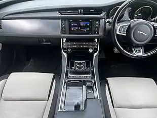 Used 2018 Jaguar Xf R-Sport Silver - Interior and Exterior details 15