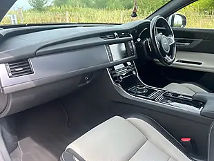 Used 2018 Jaguar Xf R-Sport Silver - Interior and Exterior details 17