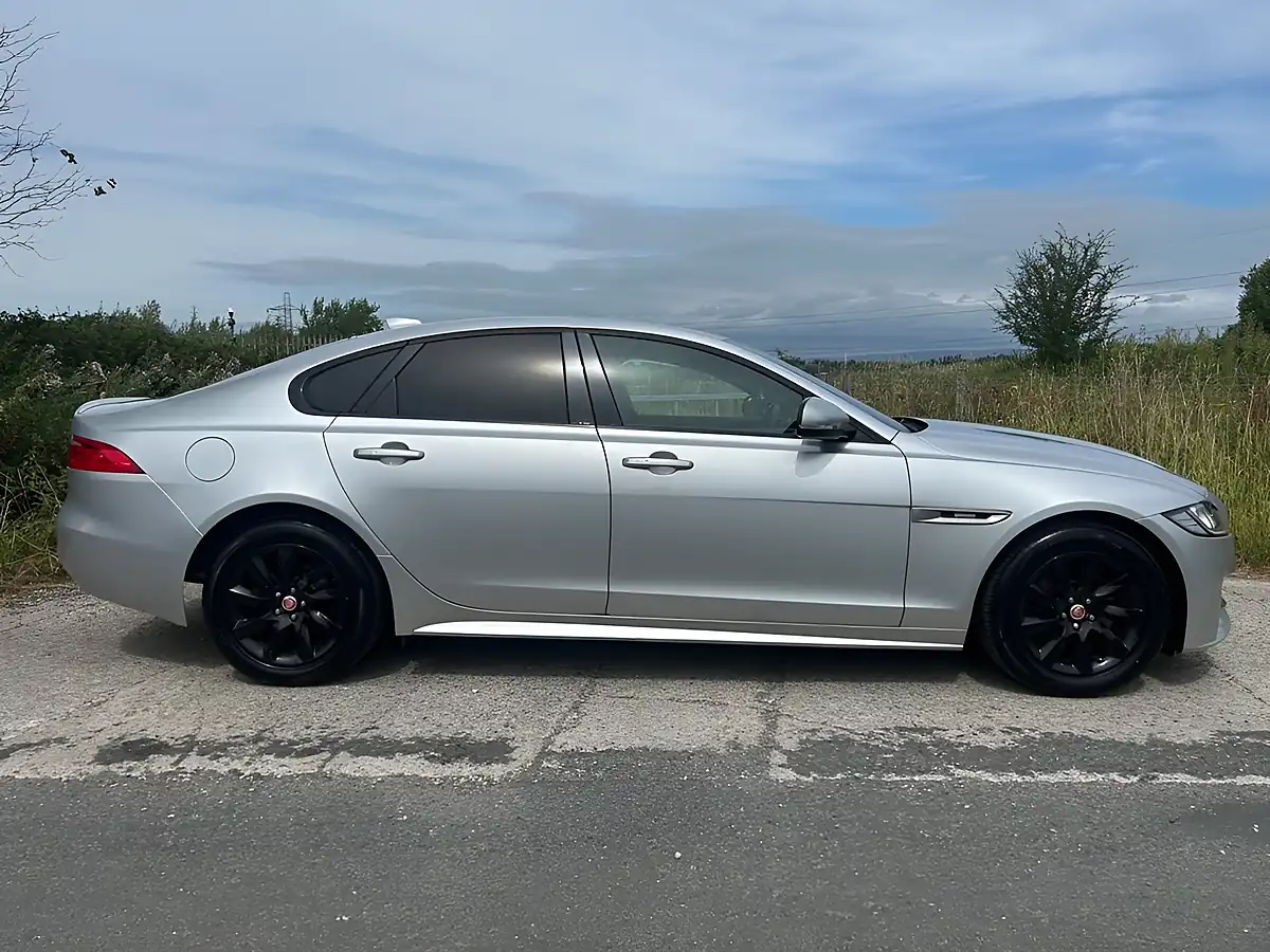 Used 2018 Jaguar Xf R-Sport Silver - Interior and Exterior details 2