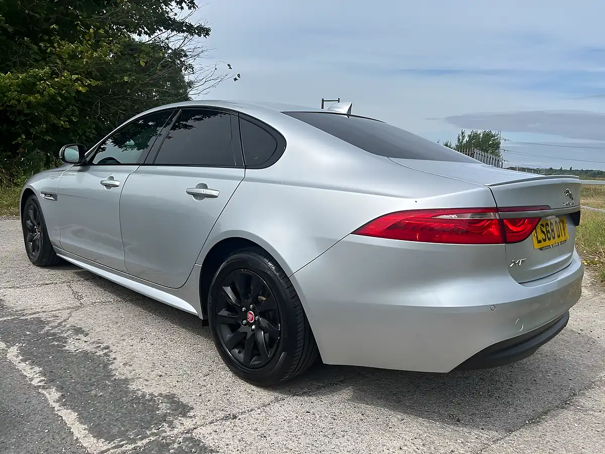 Used 2018 Jaguar Xf R-Sport Silver - Interior and Exterior details 6