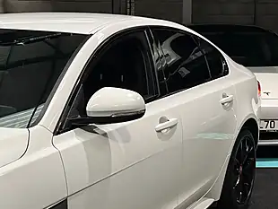 Used 2018 Jaguar Xf R-Sport White - Interior and Exterior details 12