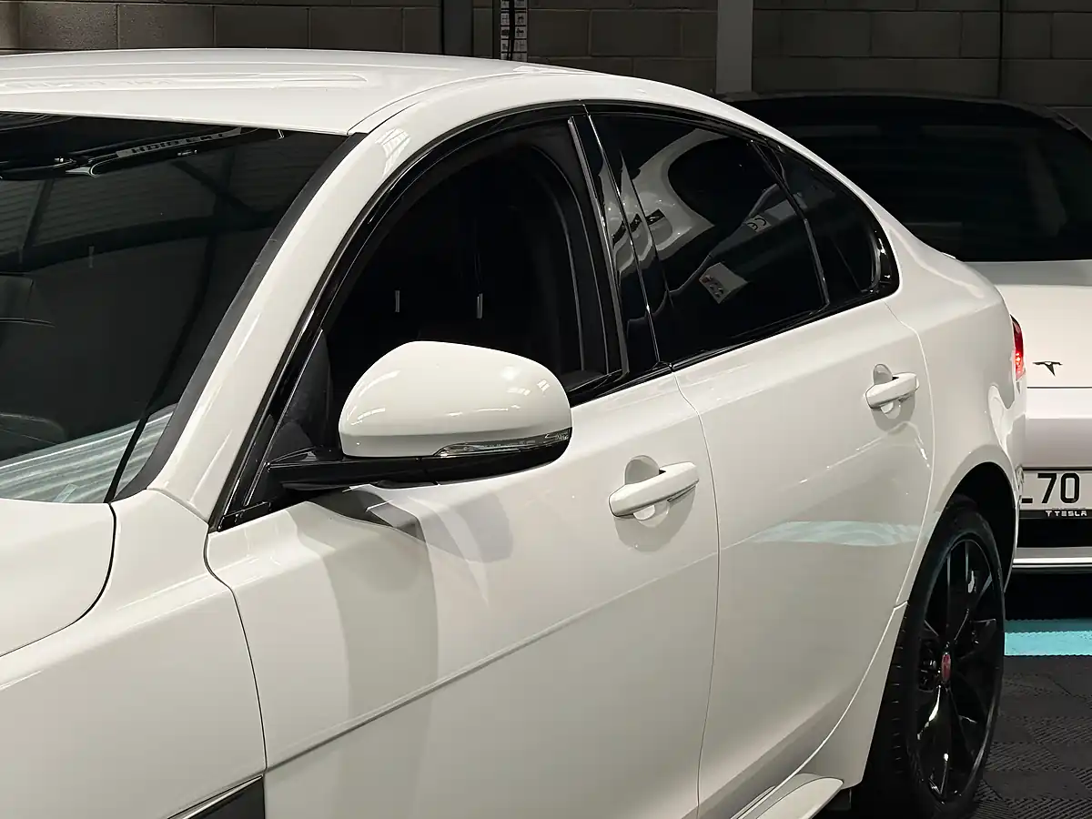 Used 2018 Jaguar Xf R-Sport White - Interior and Exterior details 12